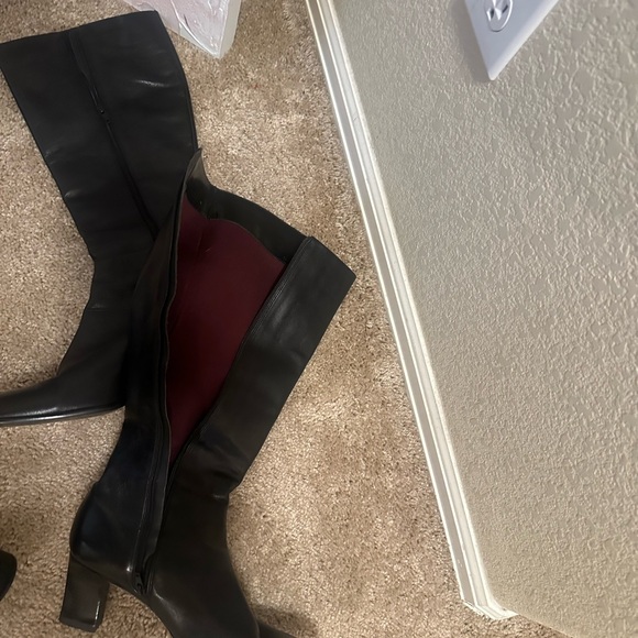 Ann Taylor boots size 8 1/2 UEC - Picture 6 of 9